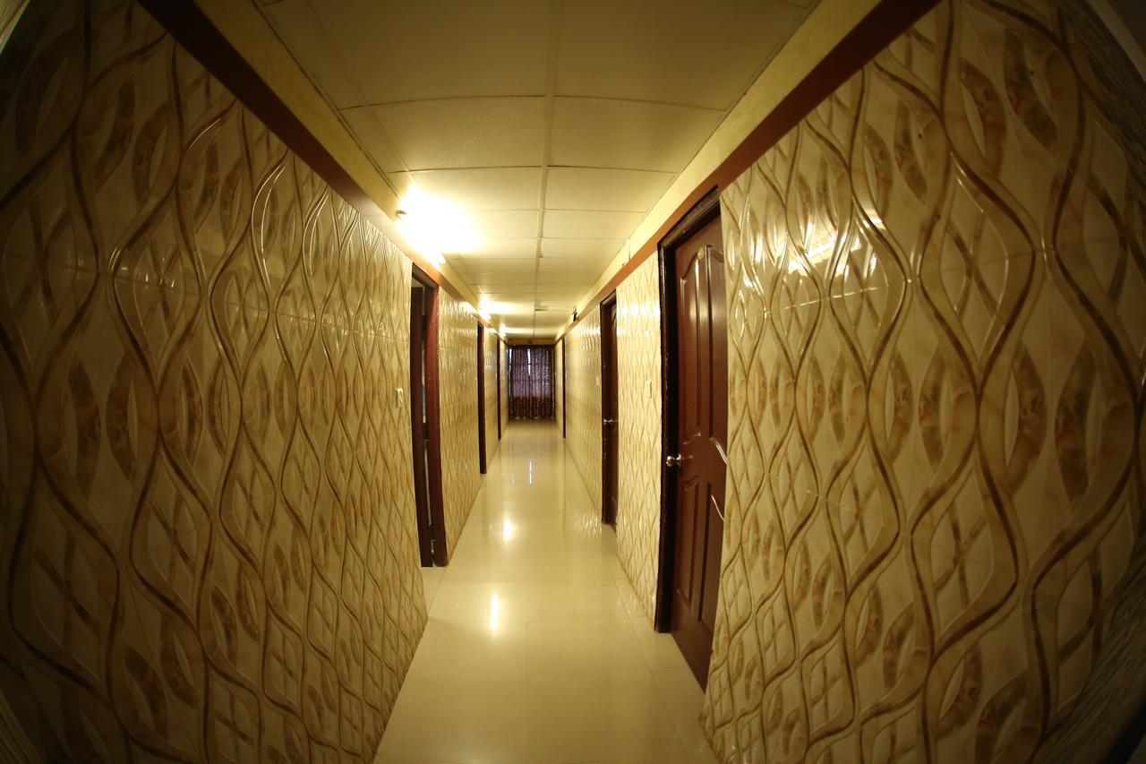 Hotel Venkat Presidency Bangalore Exterior photo