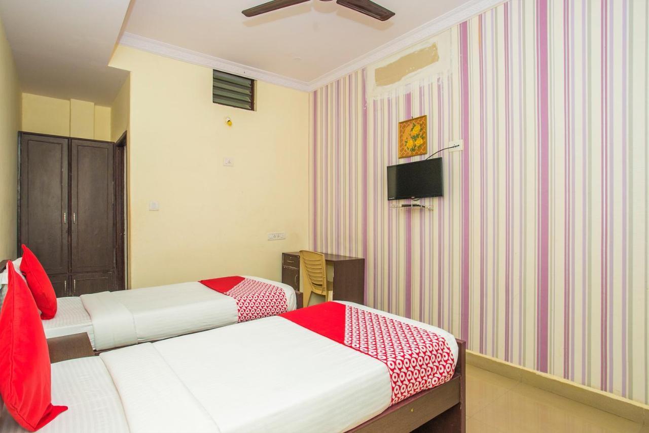 Hotel Venkat Presidency Bangalore Exterior photo