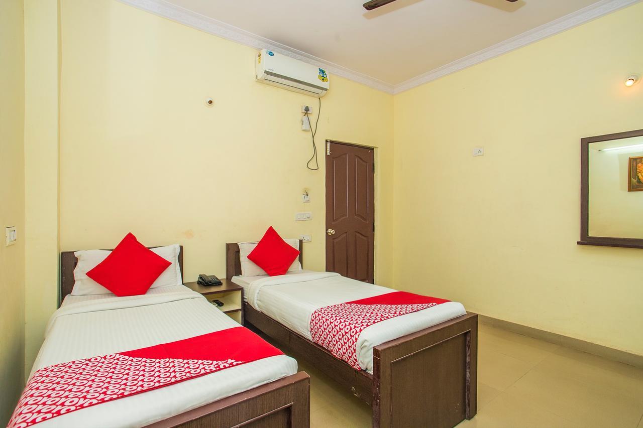 Hotel Venkat Presidency Bangalore Exterior photo